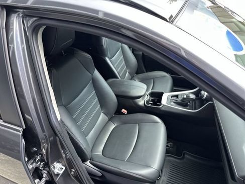 Used 2023 Toyota RAV4 XLE Premium AWD/4WD image 28