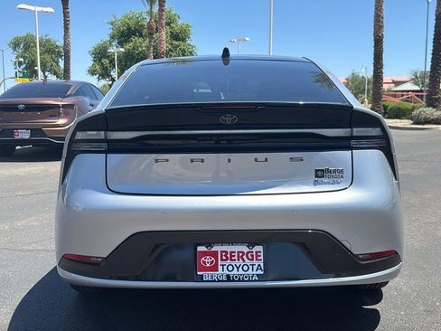 Used 2025 Toyota Prius Plug-In Hybrid w/ Limited Premium Package FWD image 6