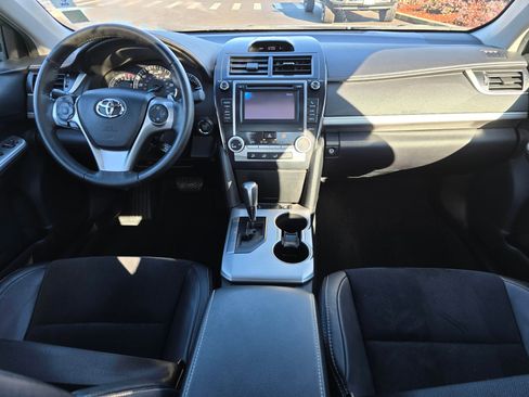 Used 2012 Toyota Camry SE image 13