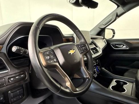 Used 2023 Chevrolet Tahoe High Country AWD/4WD image 16
