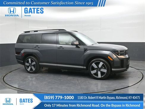 Used 2024 Hyundai Santa Fe Limited image 1