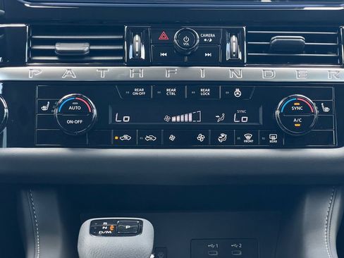 New 2026 Nissan Pathfinder SL w/ Cargo Package FWD image 5