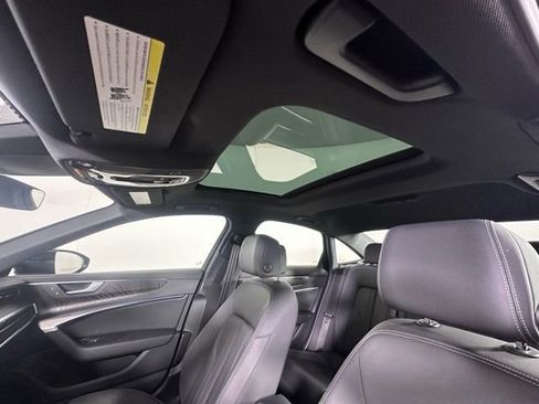 Used 2021 Audi A6 2.0T Premium image 22