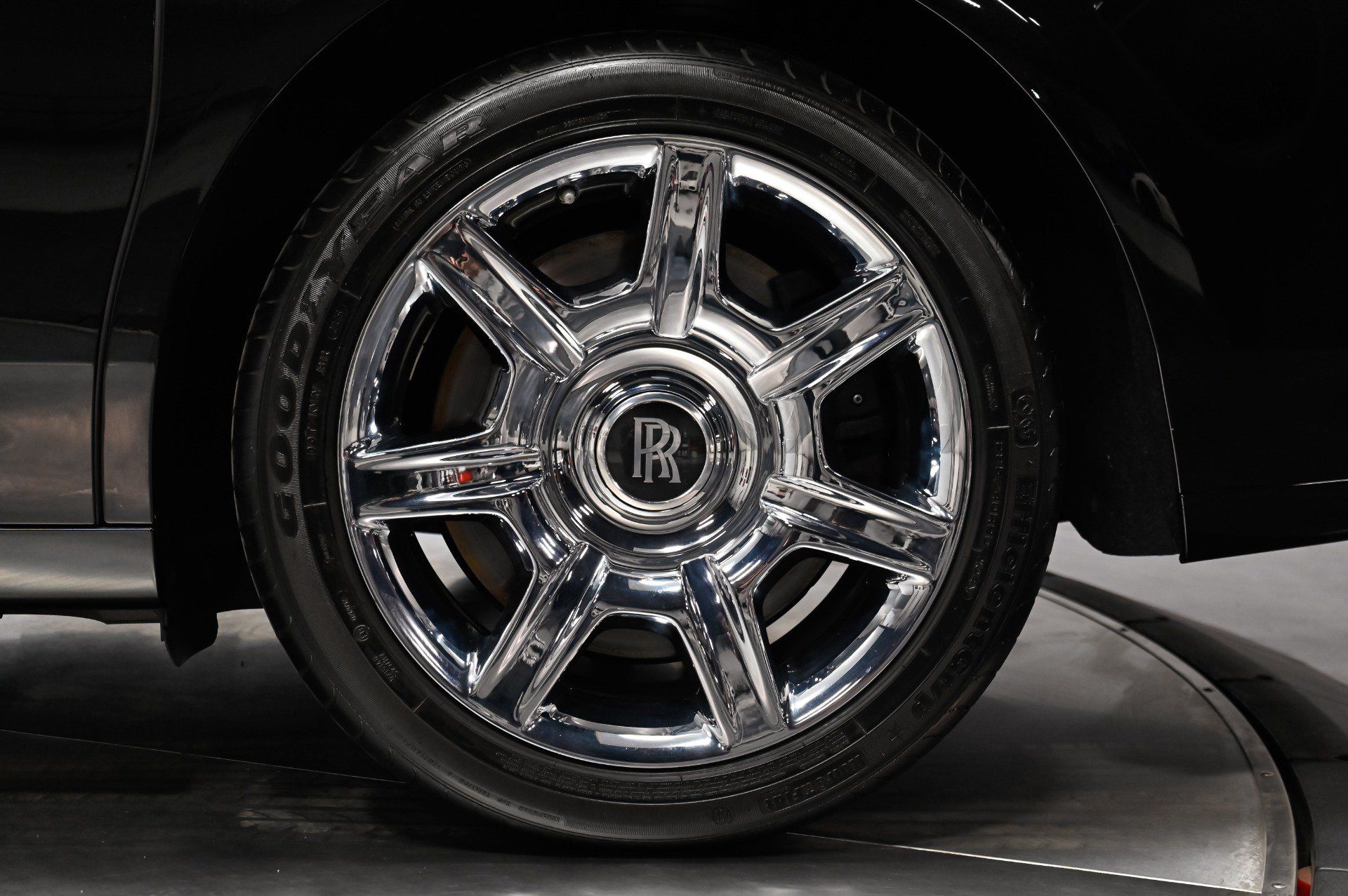 Used 2012 Rolls-Royce Ghost RWD image 59