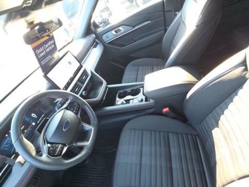 Certified 2025 Ford Explorer ST-Line RWD image 20