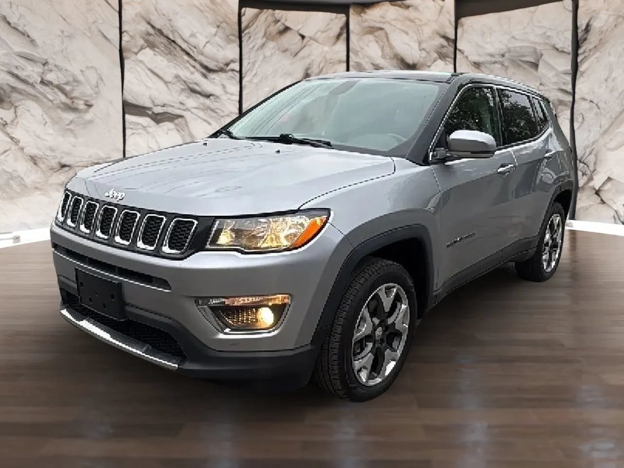 Used 2019 Jeep Compass Limited w/ Safety & Security Group AWD/4WD image 19