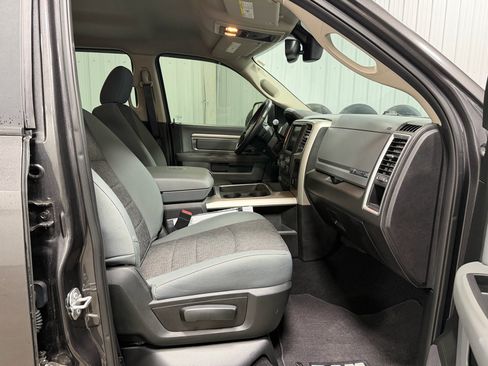 Used 2018 RAM 3500 Big Horn image 15