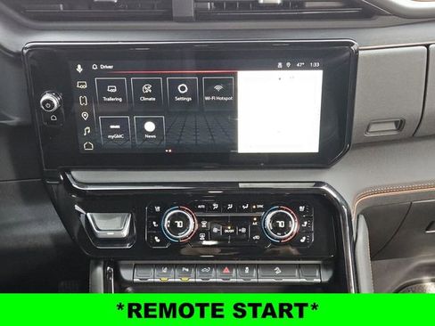 Used 2026 GMC Sierra 2500 AT4 w/ AT4 Premium Plus Package image 14