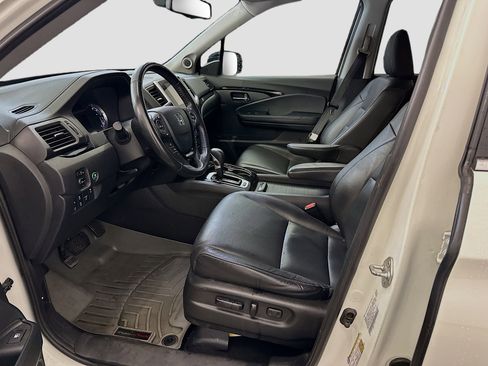 Used 2019 Honda Ridgeline RTL-E image 13