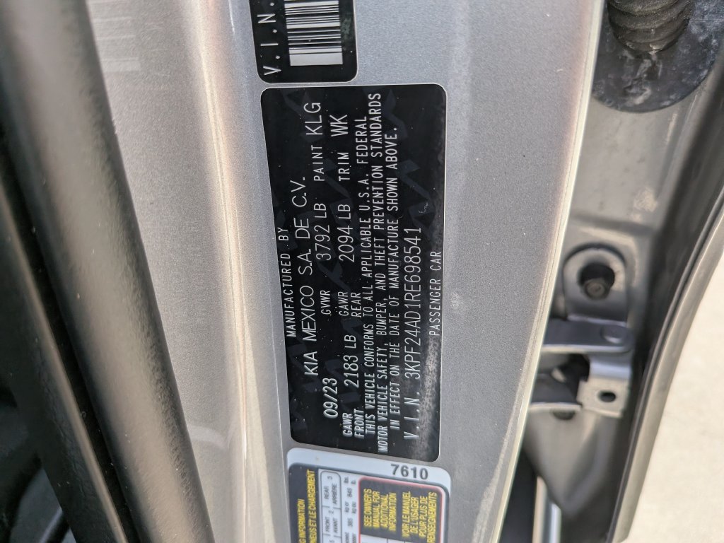 Certified 2024 Kia Forte LXS FWD image 35