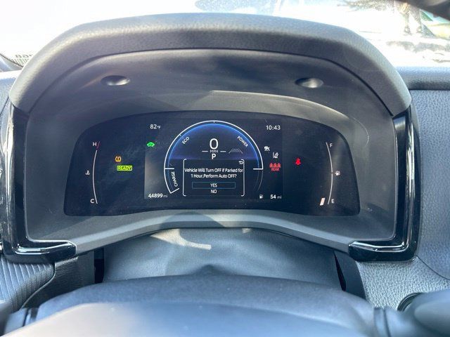Used 2025 Toyota Camry SE FWD image 10