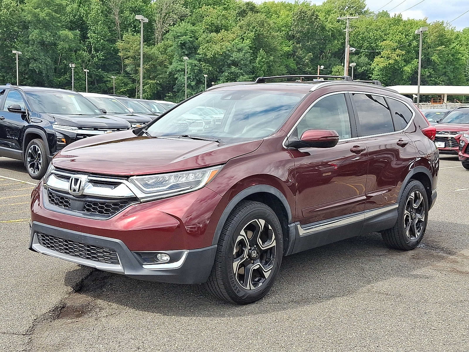 Used 2018 Honda CR-V Touring image 3