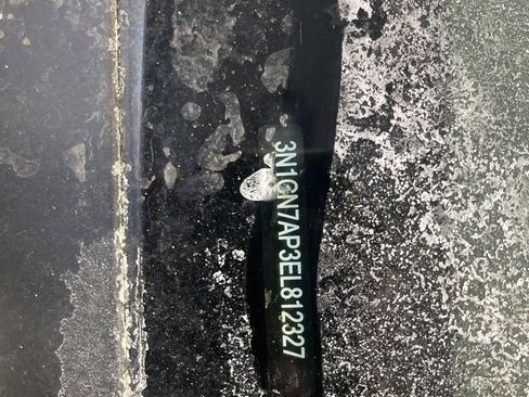 Used 2014 Nissan Versa S Plus image 6