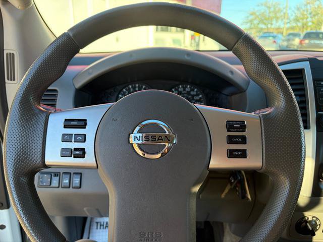 Used 2016 Nissan Frontier SV AWD/4WD image 16
