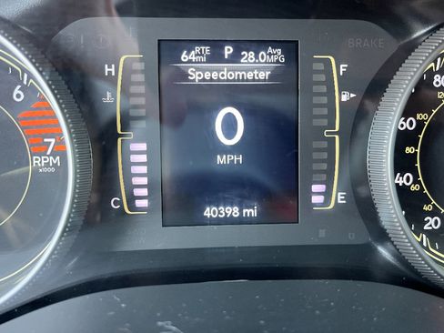 Used 2021 Jeep Cherokee Latitude Plus image 38