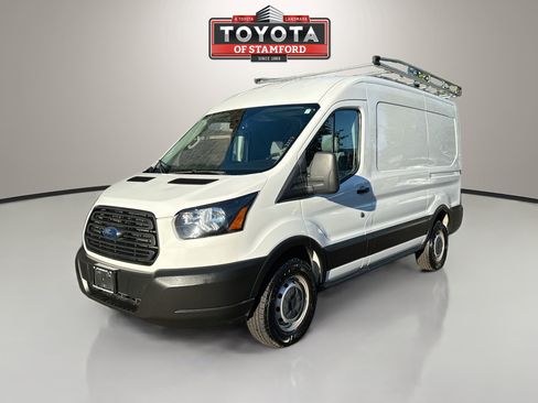 Used 2019 Ford Transit 250 130 Medium Roof RWD image 3