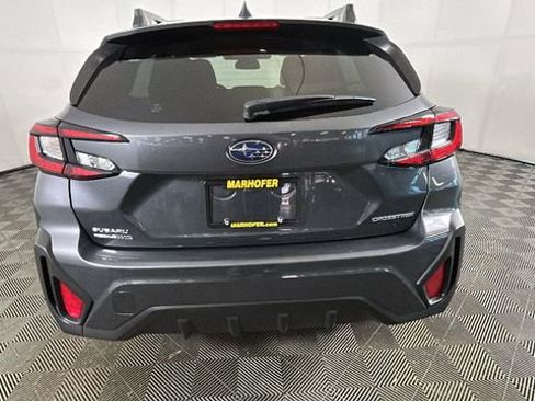 Used 2024 Subaru Crosstrek 2.0i Premium AWD/4WD image 4