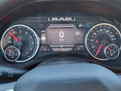 New 2026 RAM 1500 Express AWD/4WD image 10
