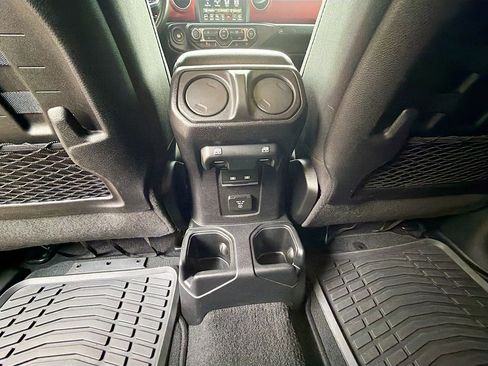 Used 2021 Jeep Wrangler Unlimited Rubicon image 21