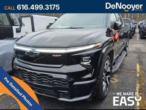 Used 2024 Chevrolet Silverado EV RST image 1