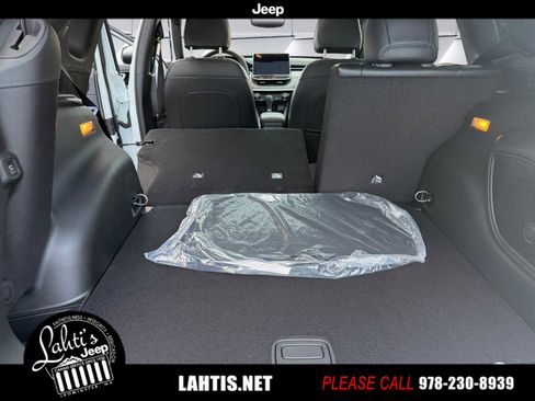 New 2026 Jeep Compass Limited image 13