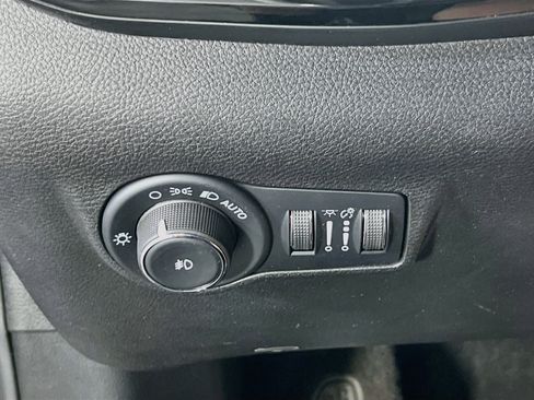 Used 2022 Jeep Compass Trailhawk AWD/4WD image 10
