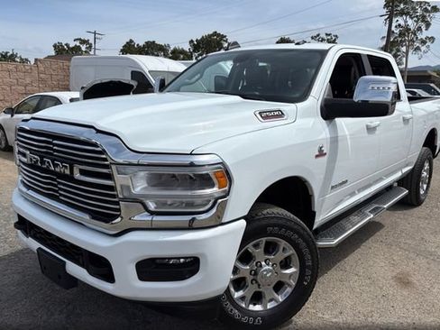 Used 2024 RAM 2500 Laramie AWD/4WD image 4