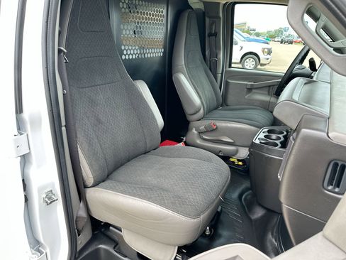 Used 2024 Chevrolet Express 2500 w/ Driver Convenience Package RWD image 24
