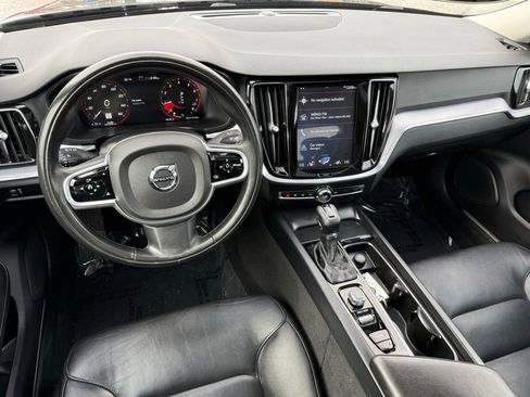 Used 2020 Volvo S60 T5 Momentum w/ Protection Package Premier image 29