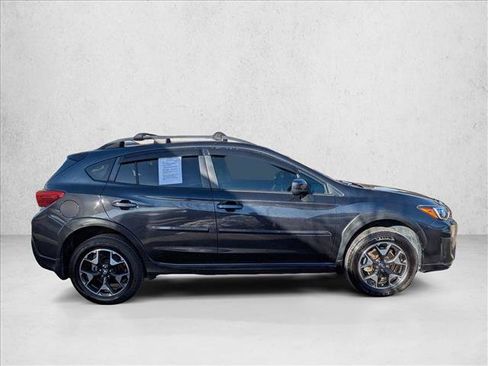 Used 2019 Subaru Crosstrek 2.0i Premium w/ Eyesight System image 4