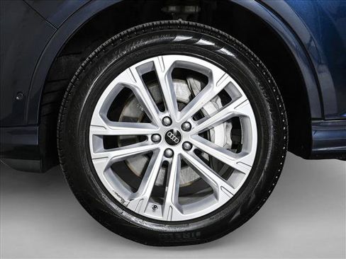 Certified 2025 Audi Q7 2.0T Premium Plus w/ Premium Plus Package AWD/4WD image 26