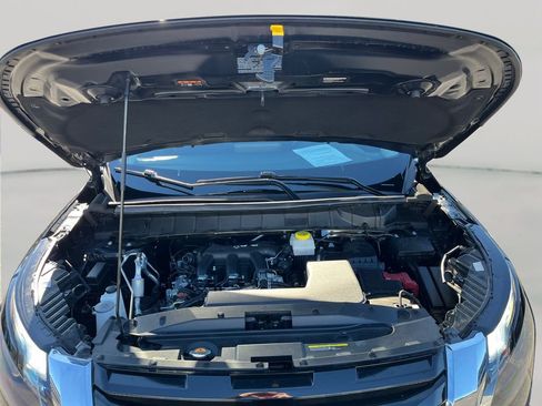 Used 2024 Nissan Pathfinder SV image 21