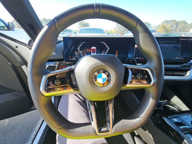 Used 2026 BMW 530i xDrive AWD/4WD image 8