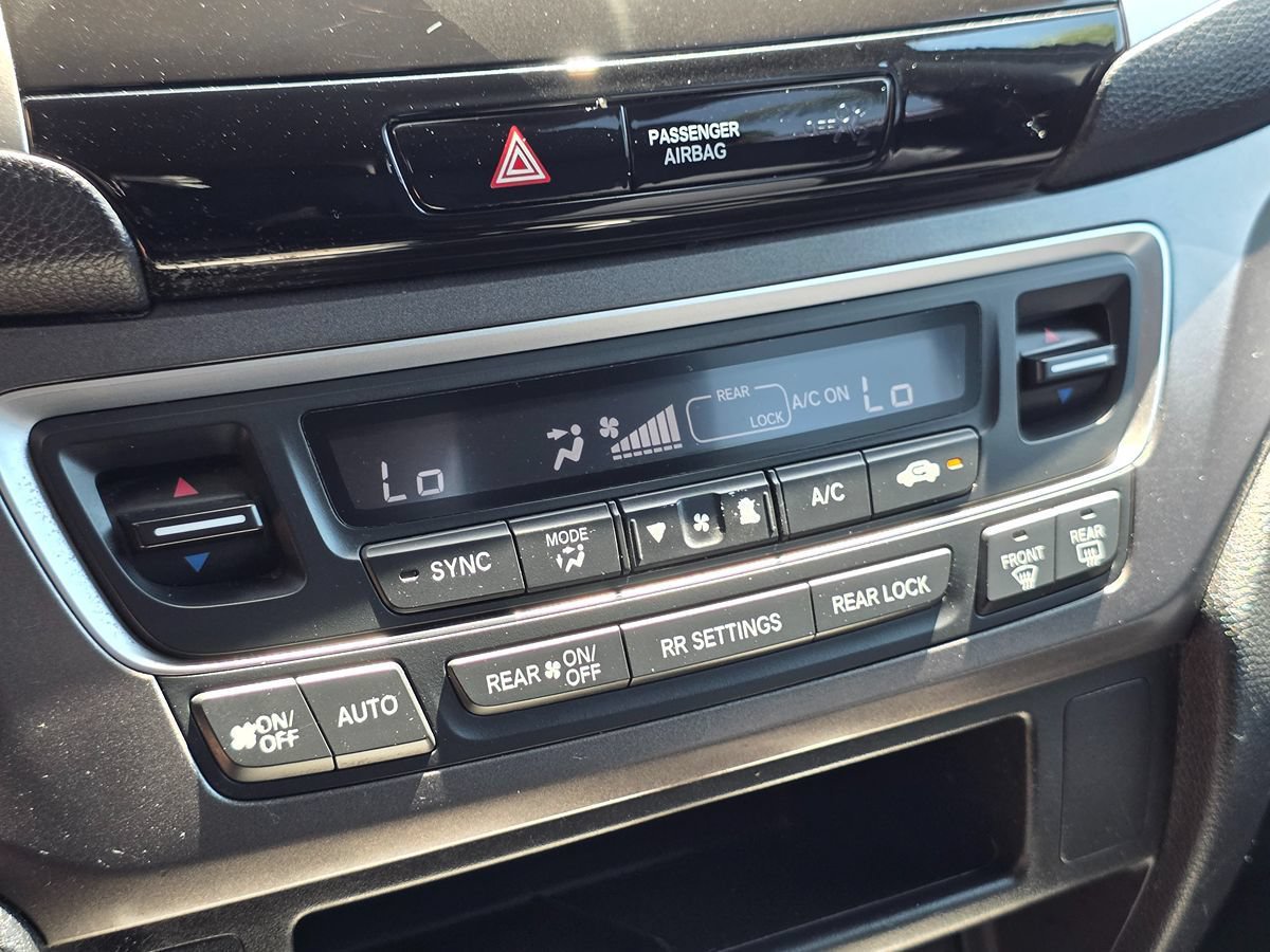 Used 2017 Honda Pilot EX image 42