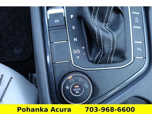 Used 2021 Volkswagen Tiguan SEL image 18