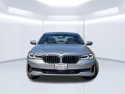 Used 2023 BMW 530i xDrive w/ Premium Package AWD/4WD image 3