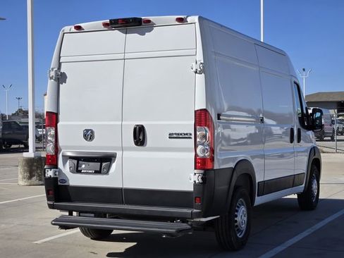 Used 2025 RAM ProMaster 2500 image 7