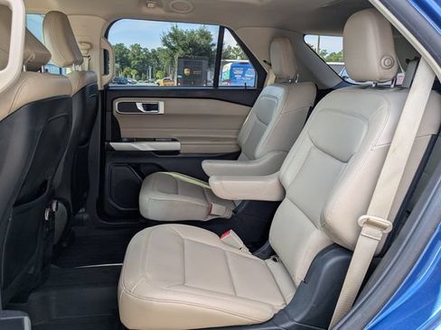 Certified 2020 Ford Explorer XLT w/ Equipment Group 202A RWD image 10
