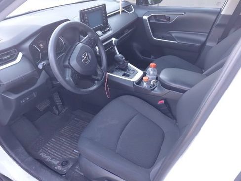 Used 2020 Toyota RAV4 LE w/ All Weather Liner Package AWD/4WD image 5