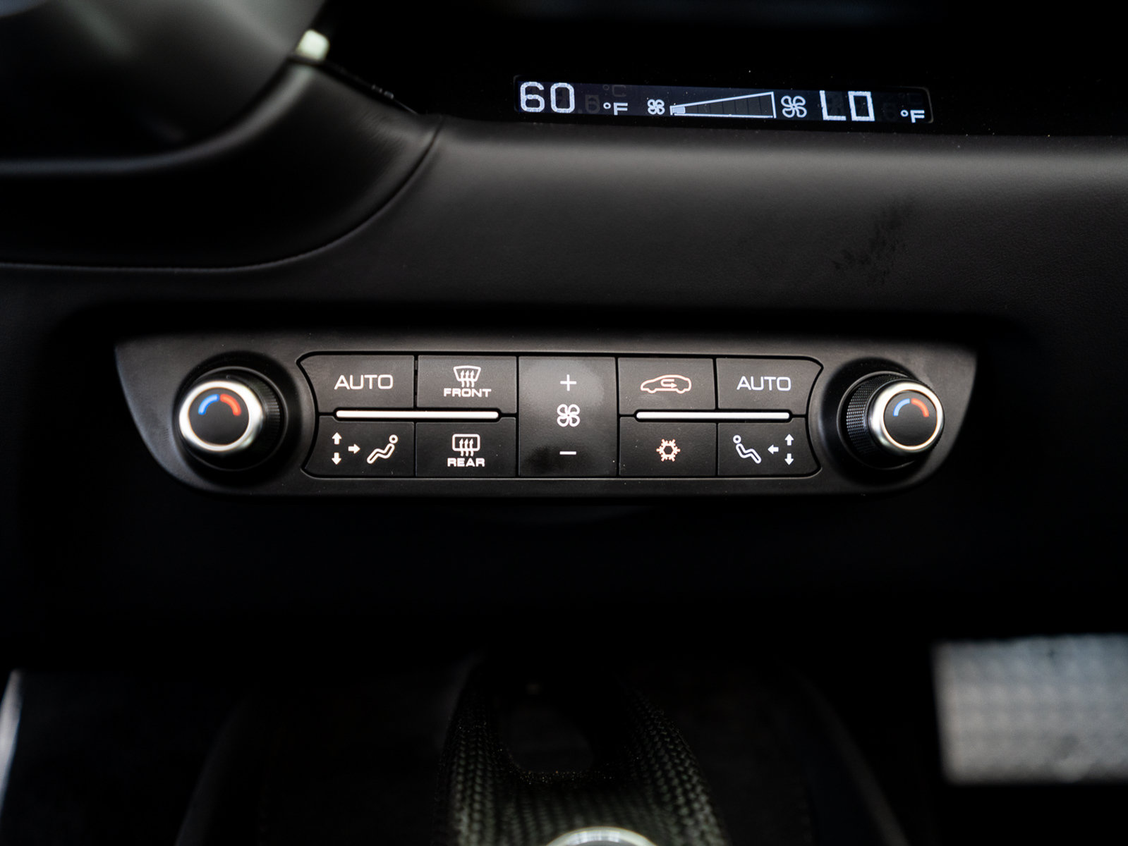 Used 2022 Ferrari 812 GTS RWD image 25