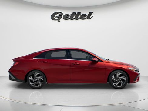 New 2026 Hyundai Elantra Limited w/ Cargo Package FWD image 5