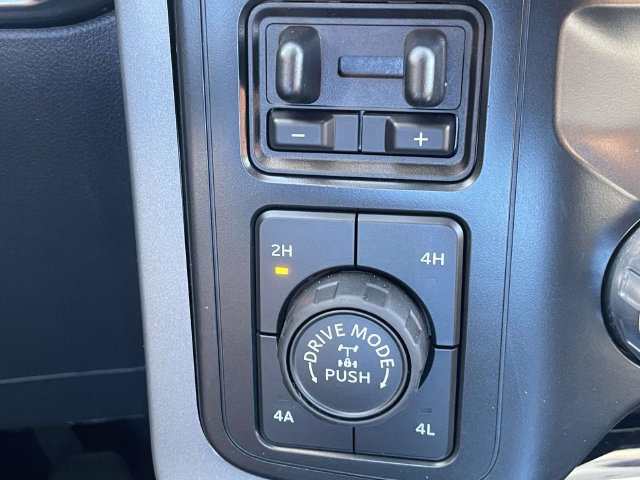 Used 2022 Ford F150 Lariat w/ Trailer Tow Package AWD/4WD image 31