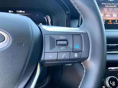 Used 2023 INFINITI QX60 Sensory AWD/4WD image 25