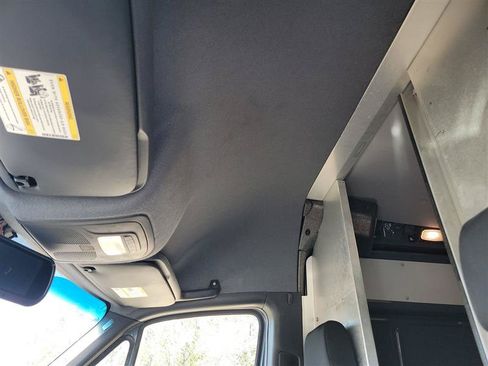 Used 2019 Mercedes-Benz Sprinter 170 image 16