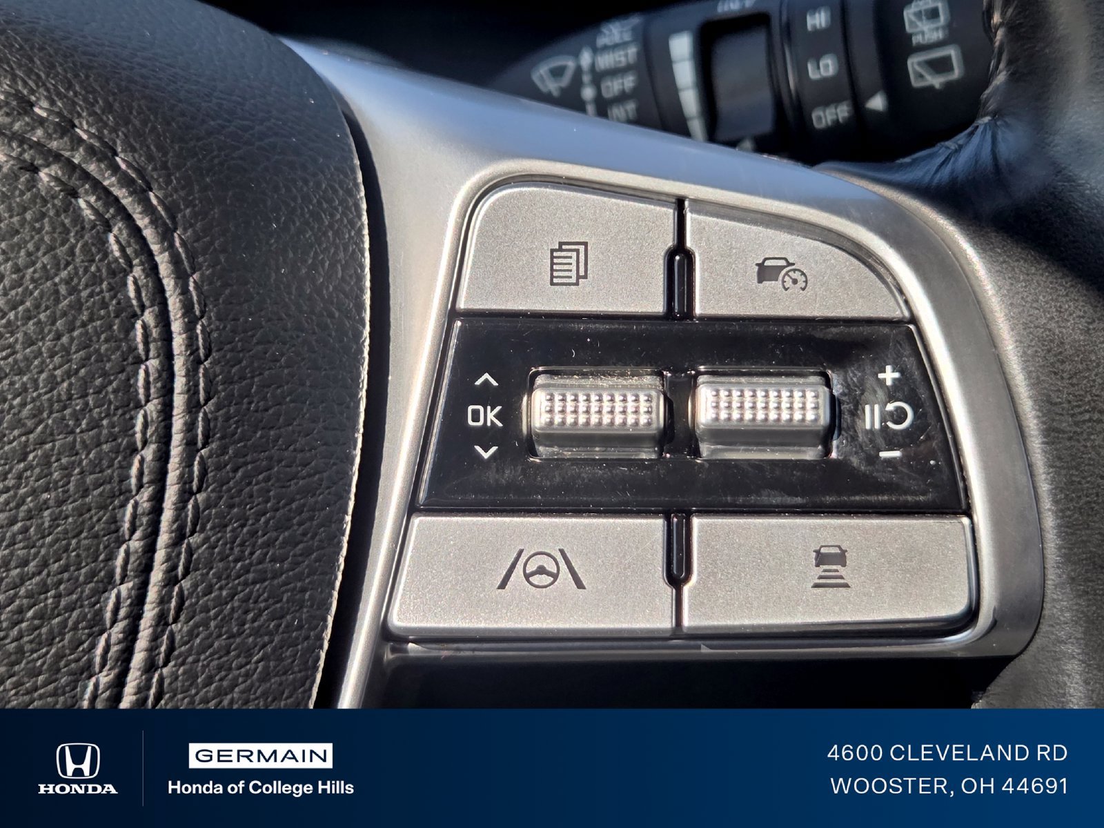 Used 2023 Kia Telluride S FWD image 33