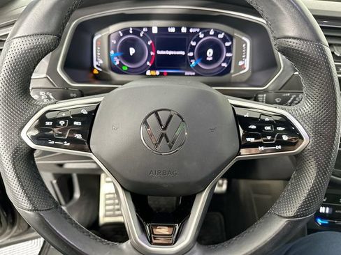 Used 2022 Volkswagen Tiguan SEL R-Line AWD/4WD image 22