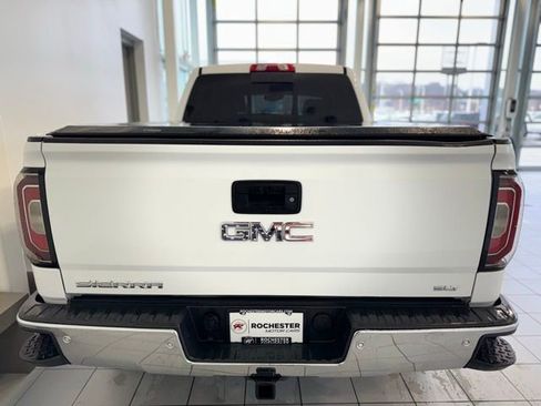 Used 2018 GMC Sierra 1500 SLT image 38