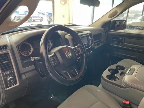 Used 2017 RAM 1500 Express w/ Express Value Package image 19