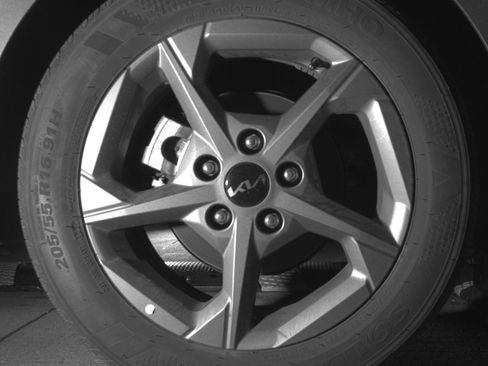 Used 2025 Kia K4 LXS image 15