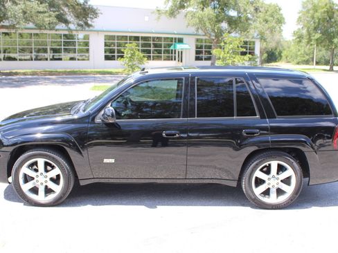 Used 2006 Chevrolet TrailBlazer LT w/ SS Package RWD image 8